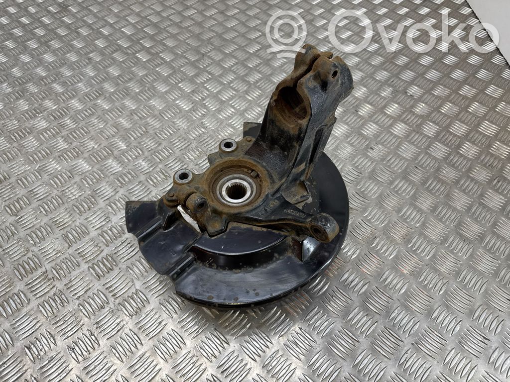 Ford Kuga II Cubo de rueda delantera 