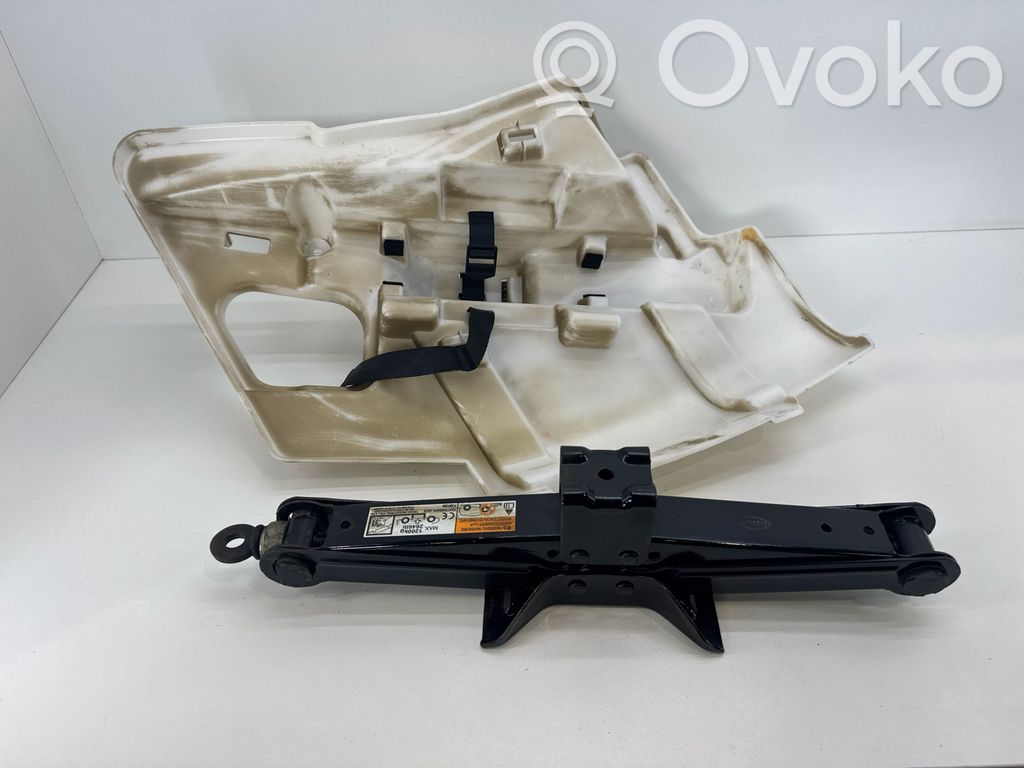 Gato   PJM1200,SPC08985