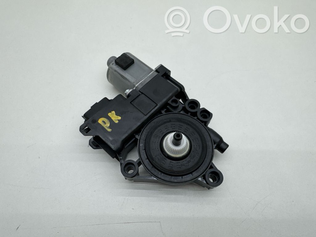 KIA Ceed Motor del regulador de la ventanilla de la puerta delantera 