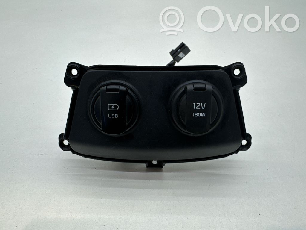 KIA Sportage Enchufe conector USB 