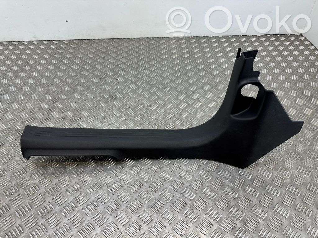Volvo XC40 Listwa progowa przednia 
