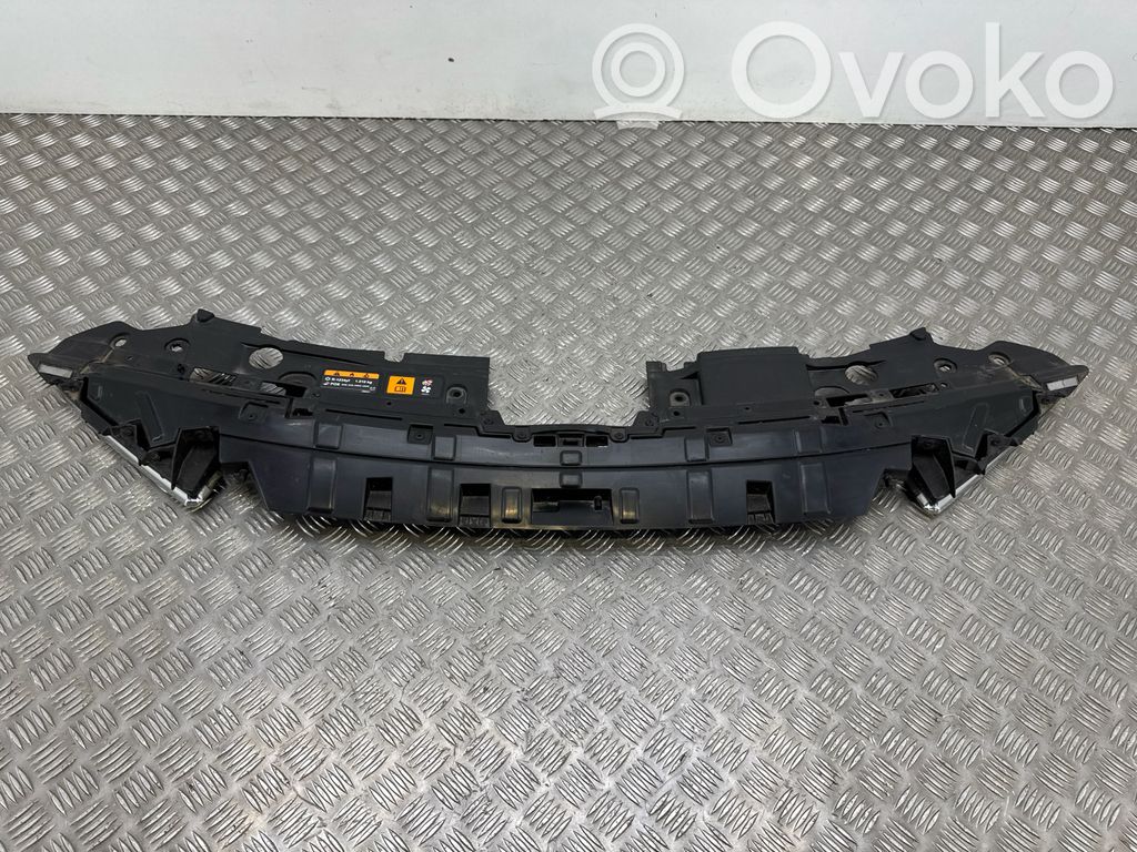 Mazda MX-30 Dzinēja pārsega slēdzenes dekoratīvā apdare 