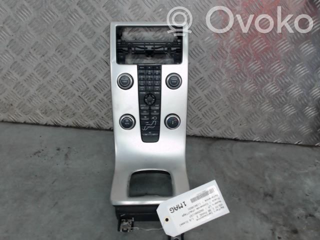 Volvo C30 Climate control unit 