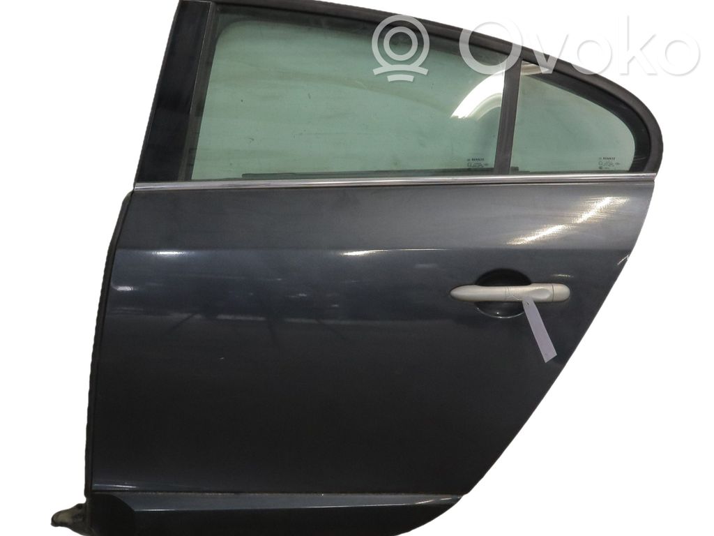 Puerta trasera   821011173R