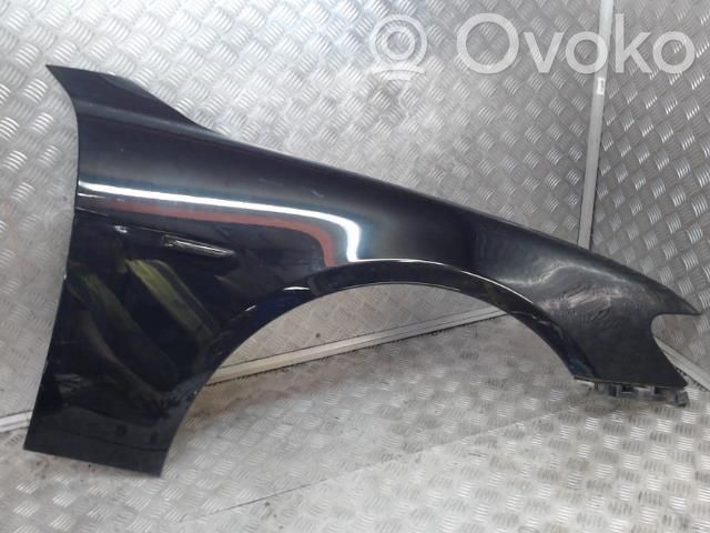 BMW 7 E65 E66 Sparnas 