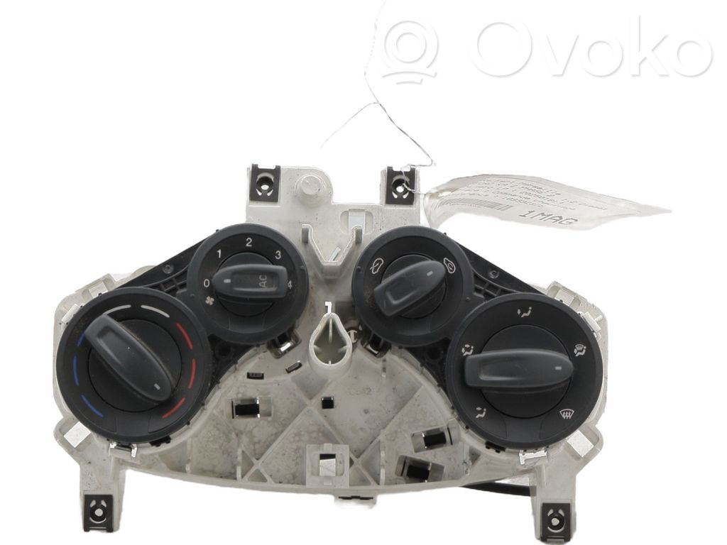 Climate control unit   1835200