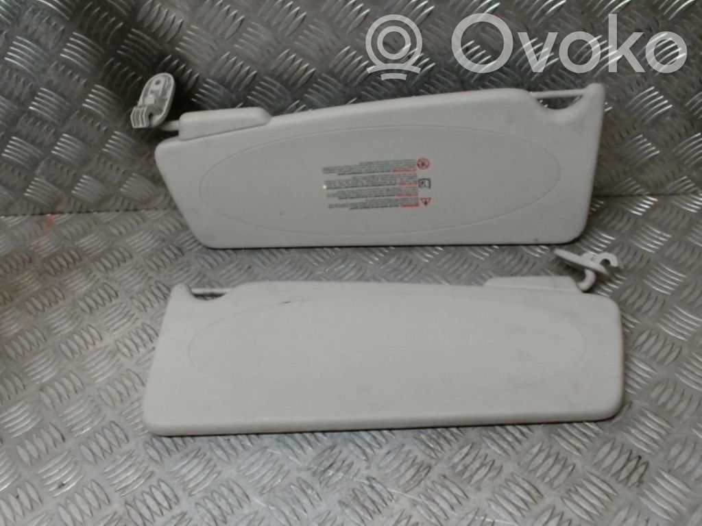 Sun visor   8200928811