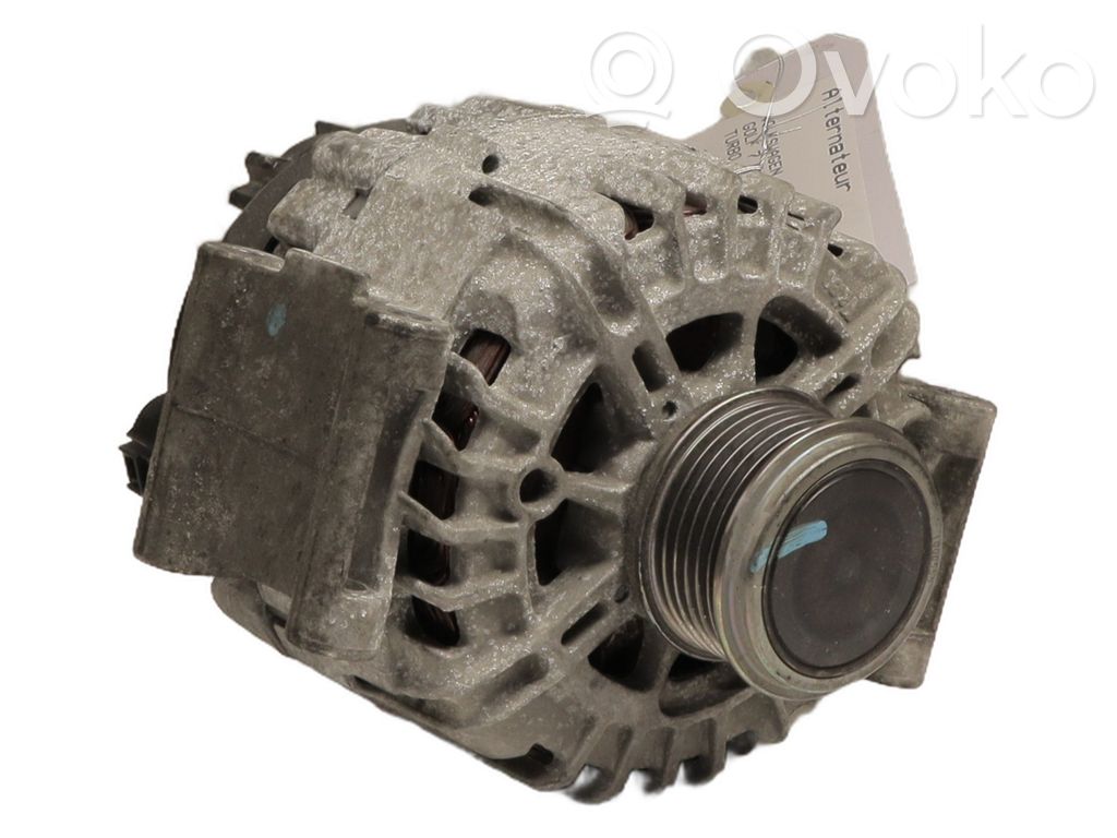 Volkswagen Golf VII Alternator 