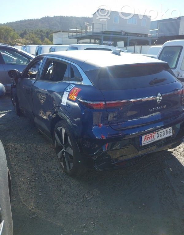 Renault Megane E-Tech Bamperis 