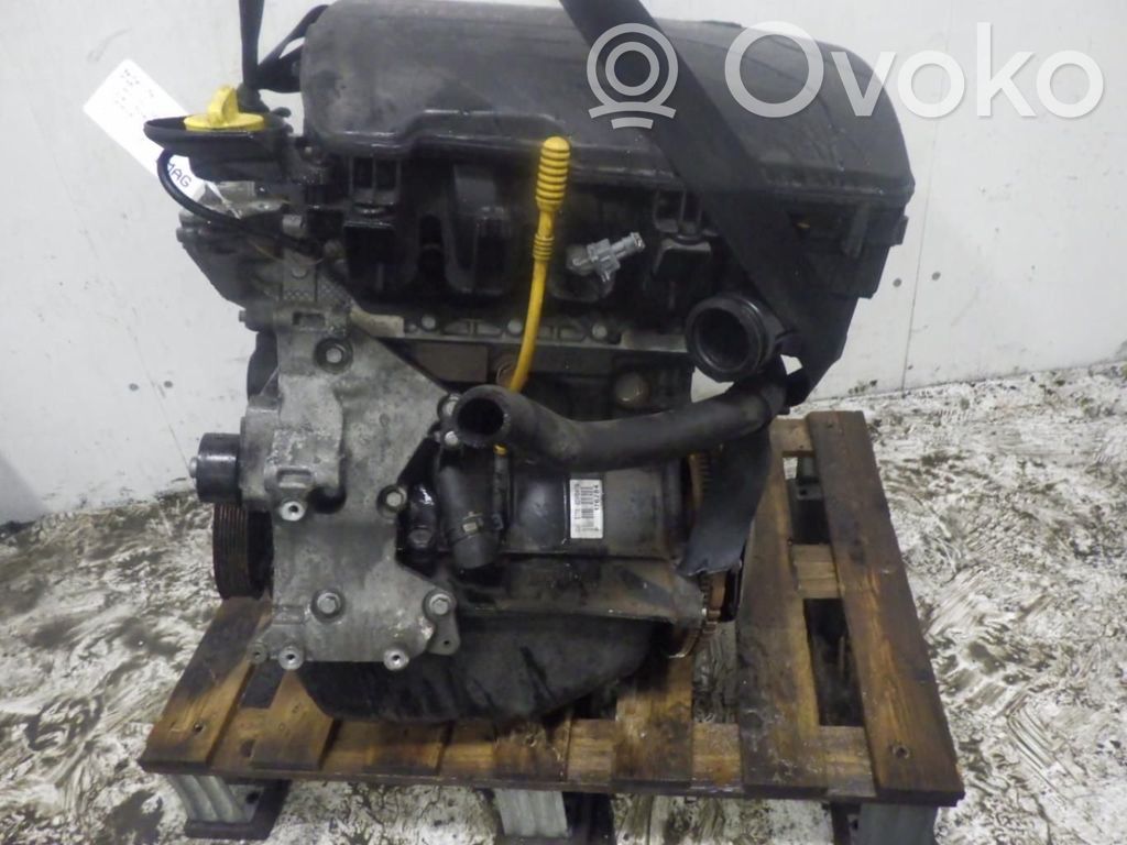 Engine   8201156008