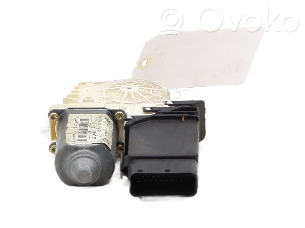 Silnik regulatora szyby drzwi przednich   1C1959801A036
