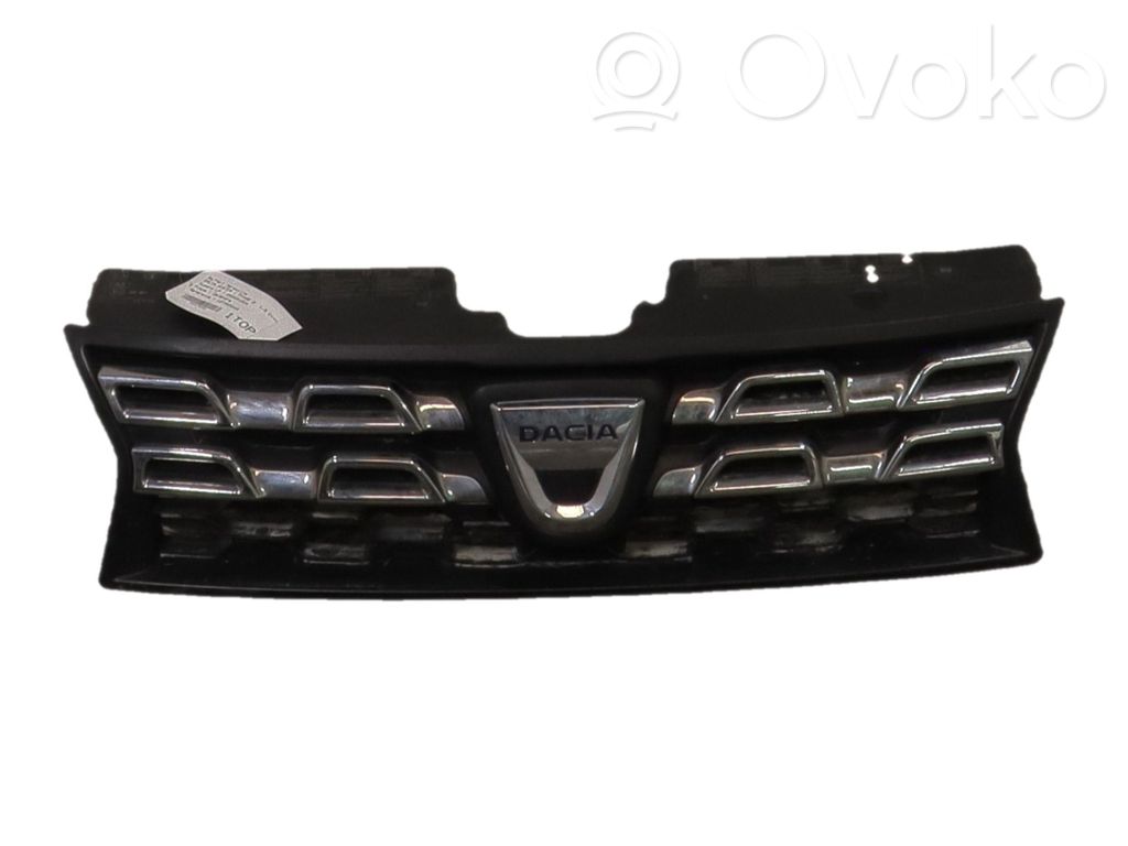 Dacia Duster Front grill 