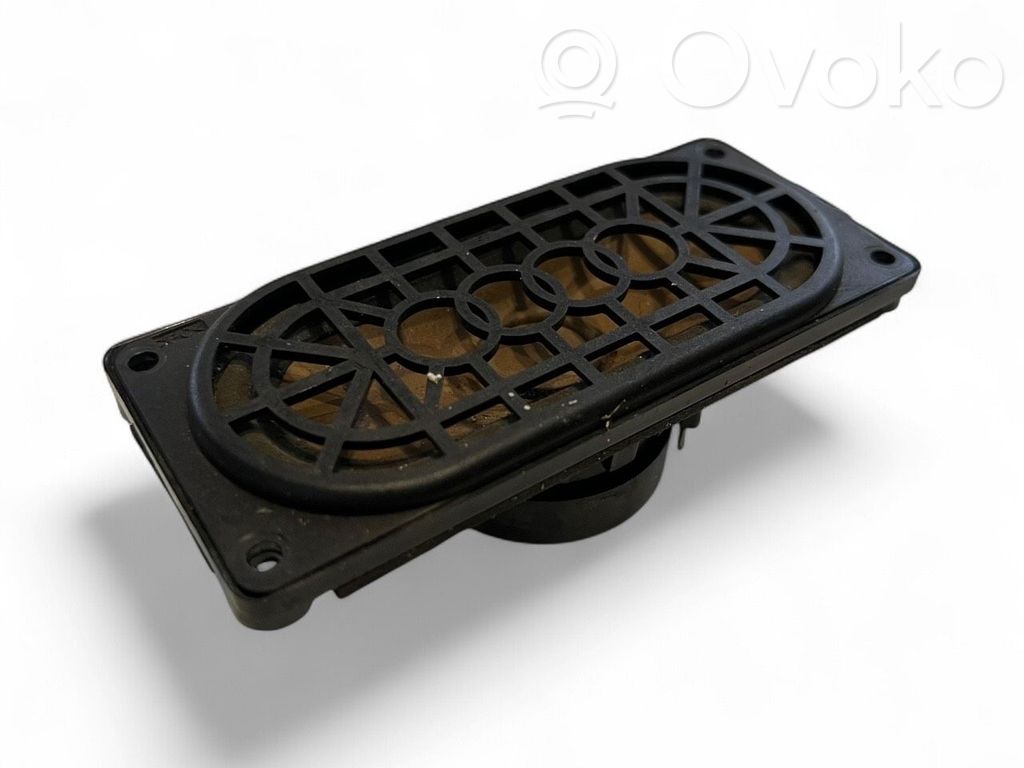 Audi A3 S3 8P Panel speaker 