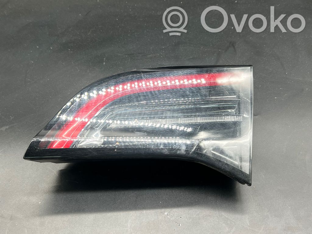 Tesla Model Y Lampa tylna 