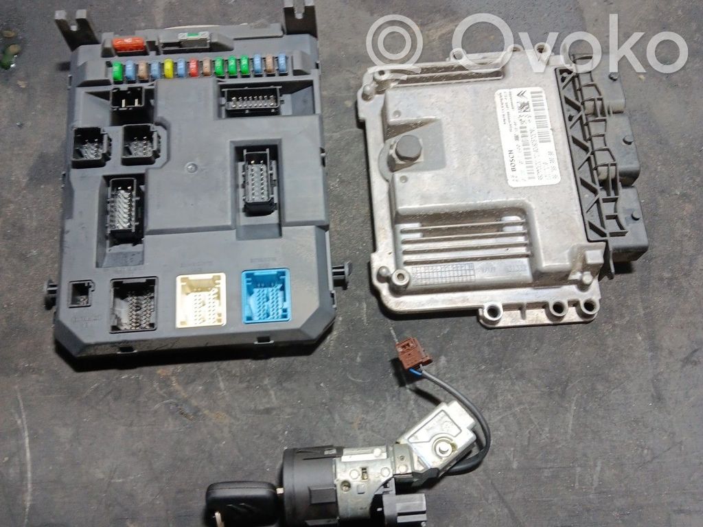 Citroen DS3 Kit cu ECU motor și set închidere uși 