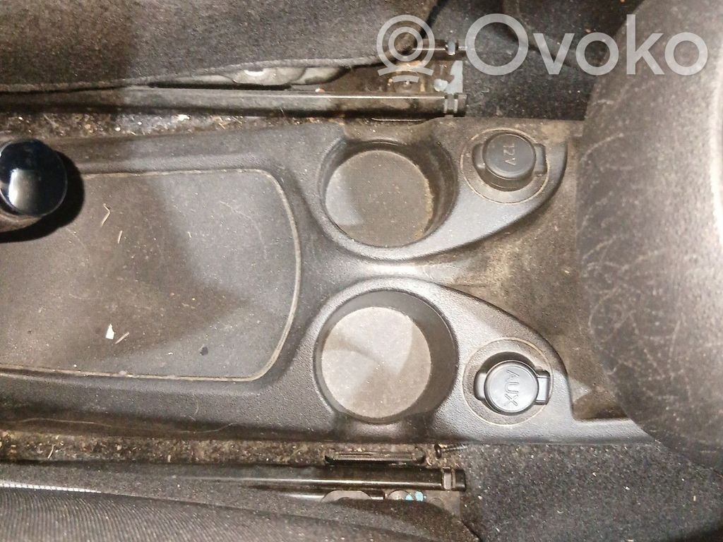 Citroen C3 Picasso Centrinė konsolė 