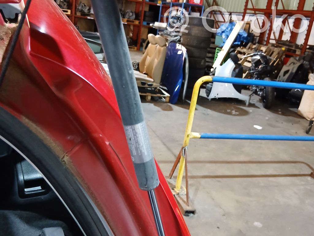 Honda Jazz Amortyzator klapy tylnej bagażnika 