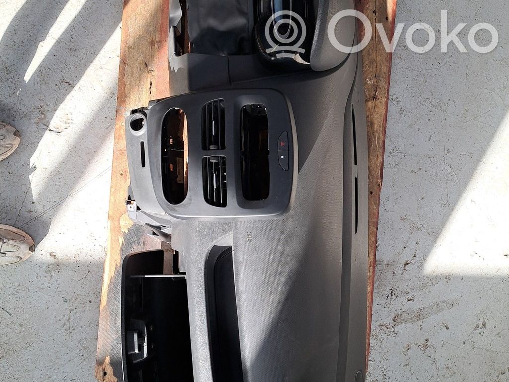 Renault Clio IV Panel de instrumentos 