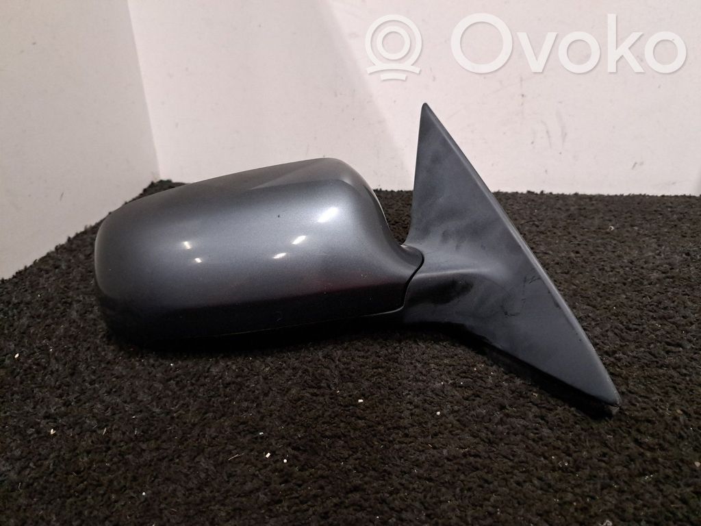 Audi A6 S6 C5 4B Manualne lusterko boczne drzwi przednich 