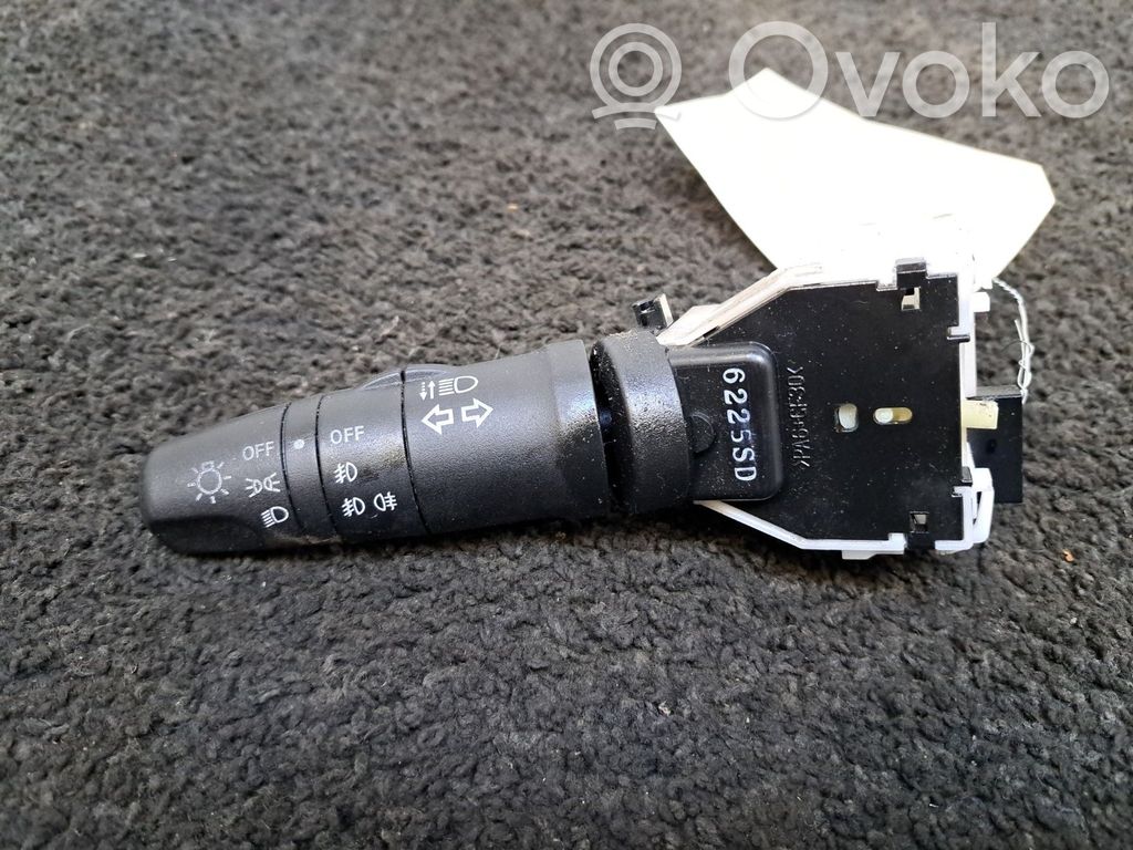 Nissan Note (E11) Indicator stalk 