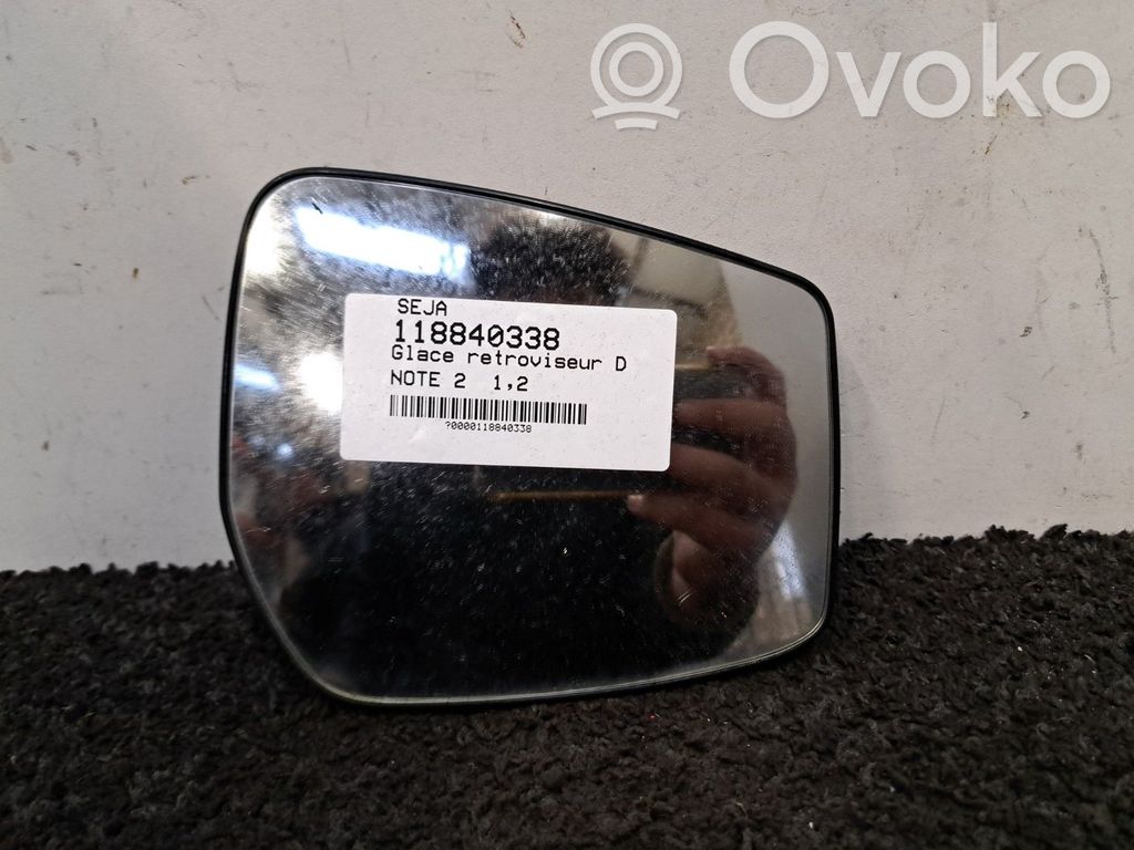 Nissan Note (E12) Veidrodėlio stiklas 