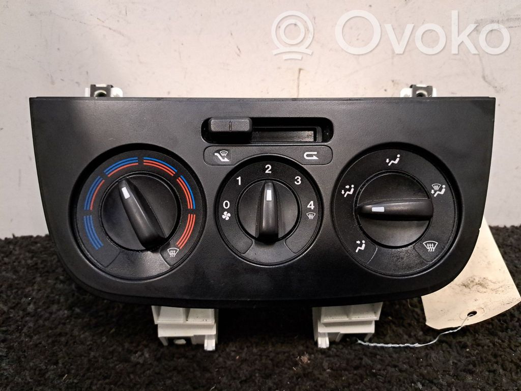 Climate control unit   00006490K3