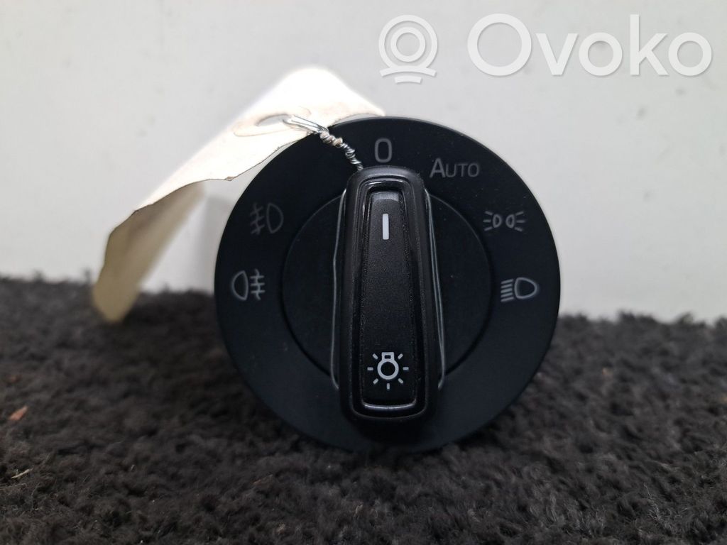 Skoda Octavia Mk3 (5E) Interruptor de luz 