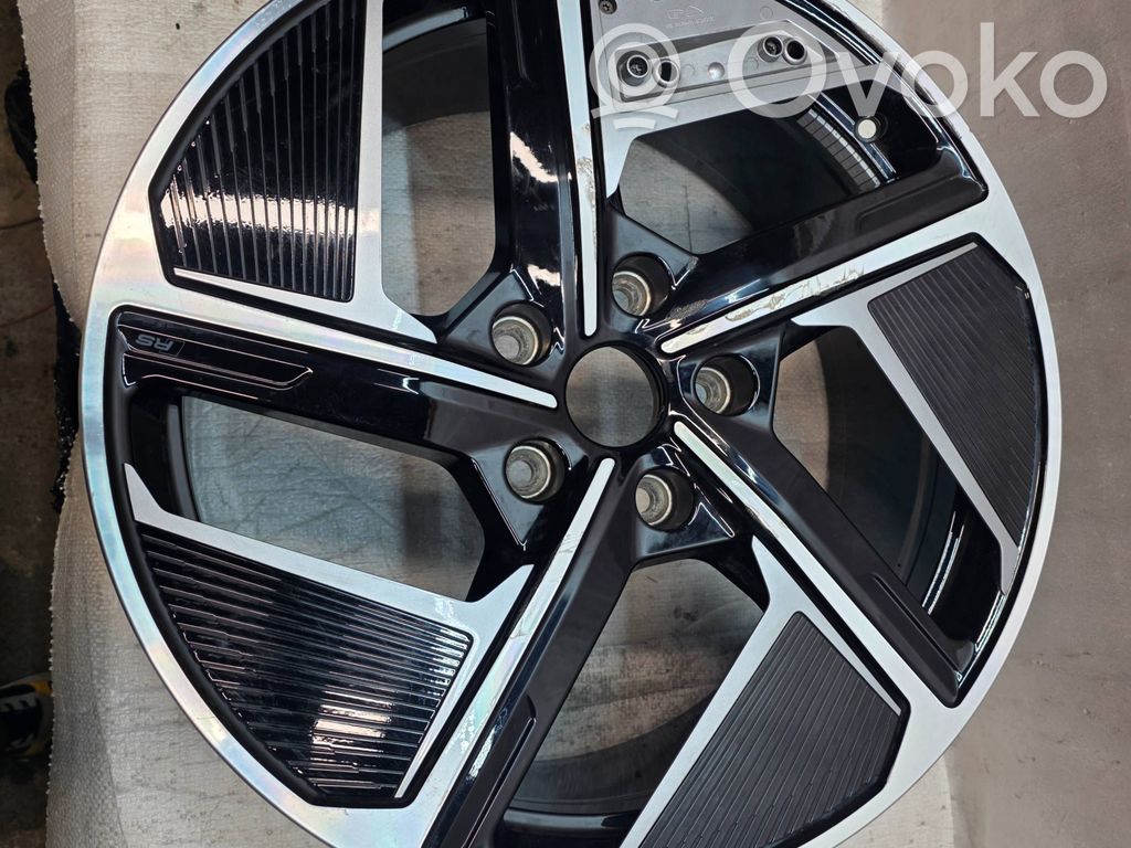 Audi Q4 e-tron Cerchione in lega R20 