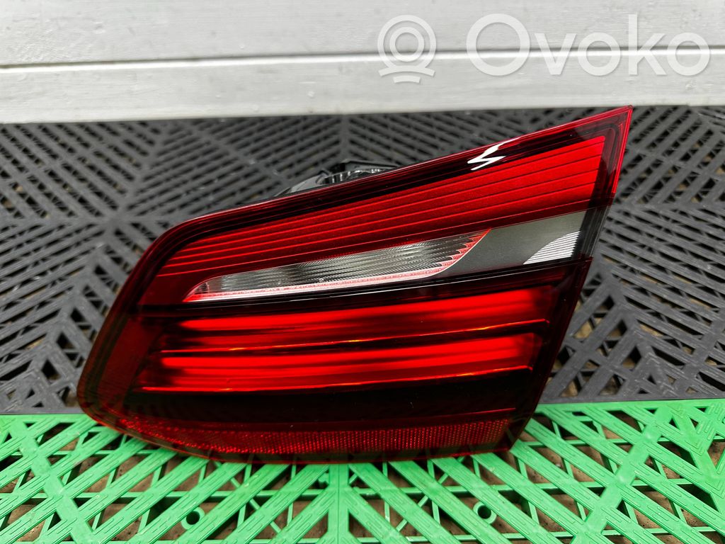 BMW 2 F45 Lampy tylnej klapy bagażnika 