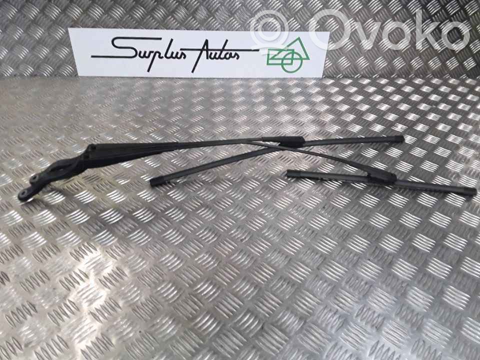 Opel Corsa A Scheibenwischer 