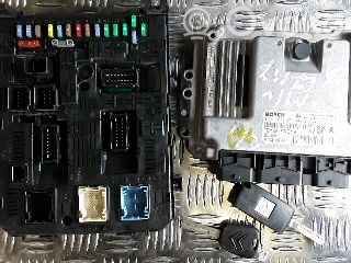 Citroen C4 I Picasso Kit cu ECU motor și set închidere uși 