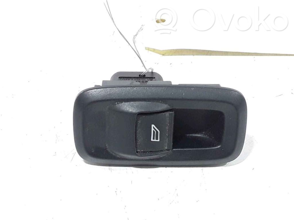 Ford Ka Electric window control switch 