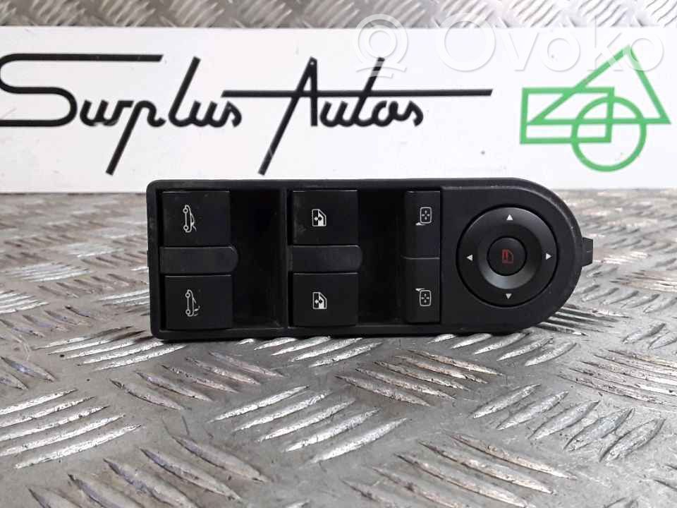 Opel Tigra A Electric window control switch 