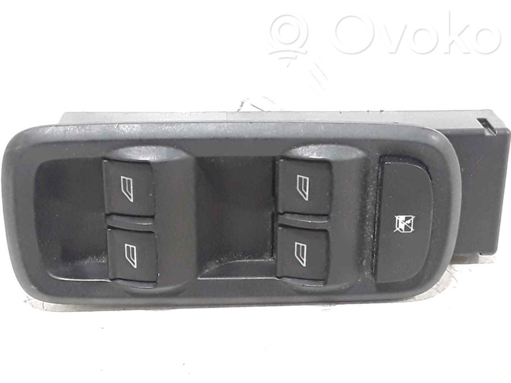 Ford Fiesta I Electric window control switch 