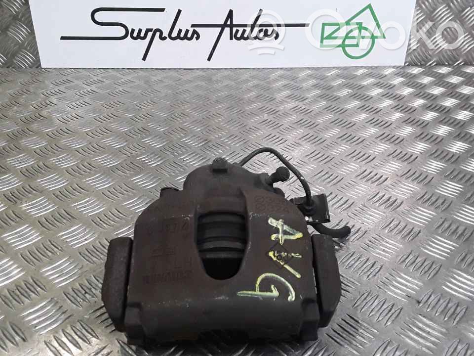 Renault Espace IV Zacisk hamulcowy przedni 