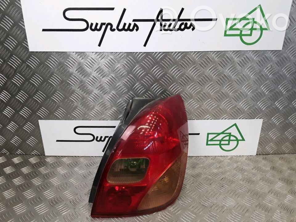 Toyota Corolla Verso E121 Takavalot 