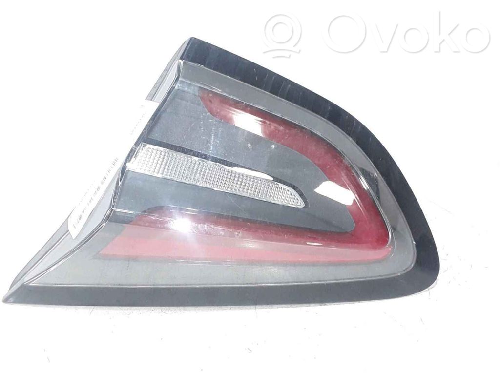 Ford Puma Tailgate rear/tail lights 