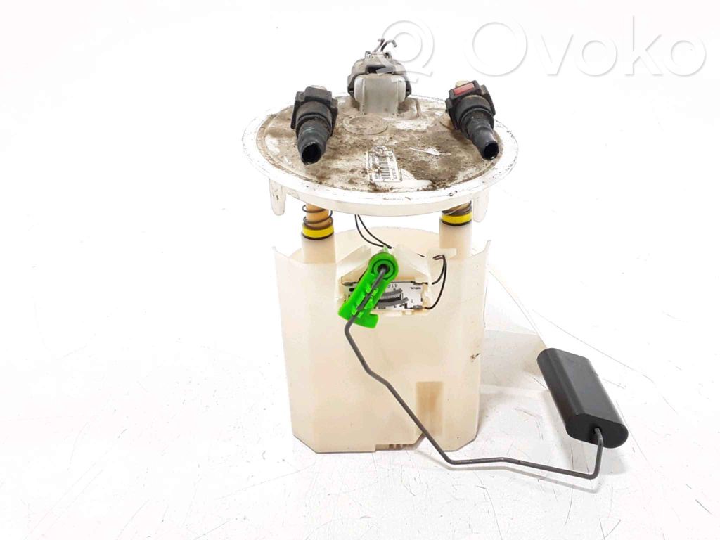 Renault Clio III Pompe à carburant 