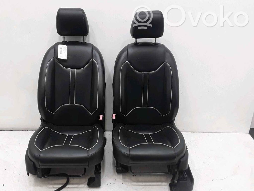Ford Kuga I Istuinsarja 
