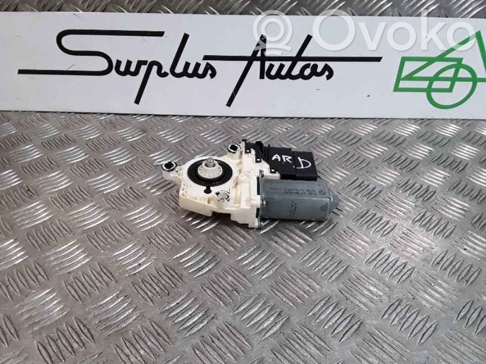 Rear door manual window regulator   1K4839462A,20212251,4634753,VDMS13