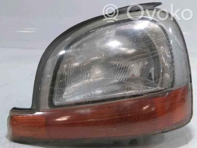 Renault Express Lampa przednia 