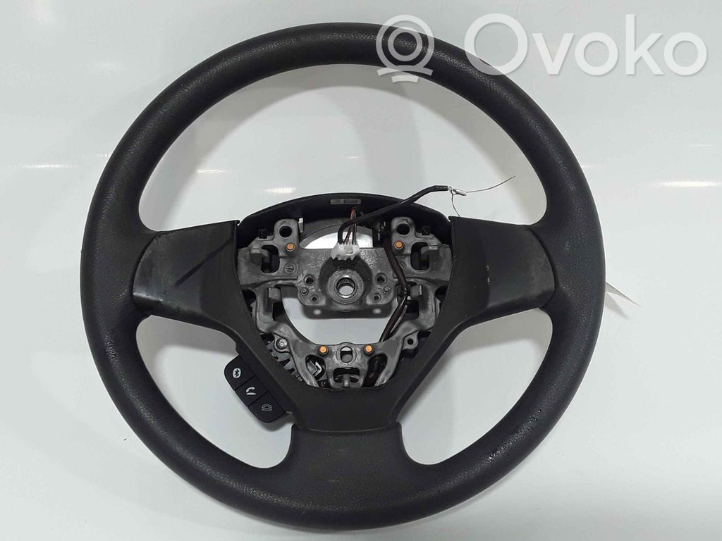 Suzuki Celerio Lenkrad 