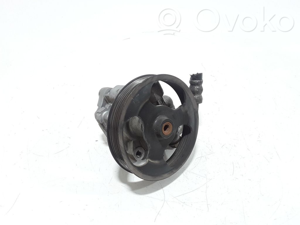 Mazda 3 I Ohjaustehostimen pumppu 