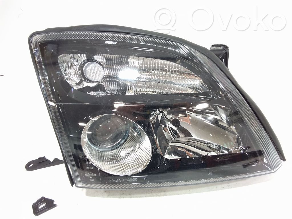 Ford Focus Headlight/headlamp 