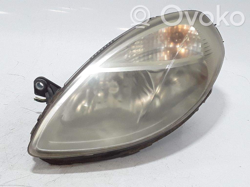 Lancia Ypsilon Headlight/headlamp 