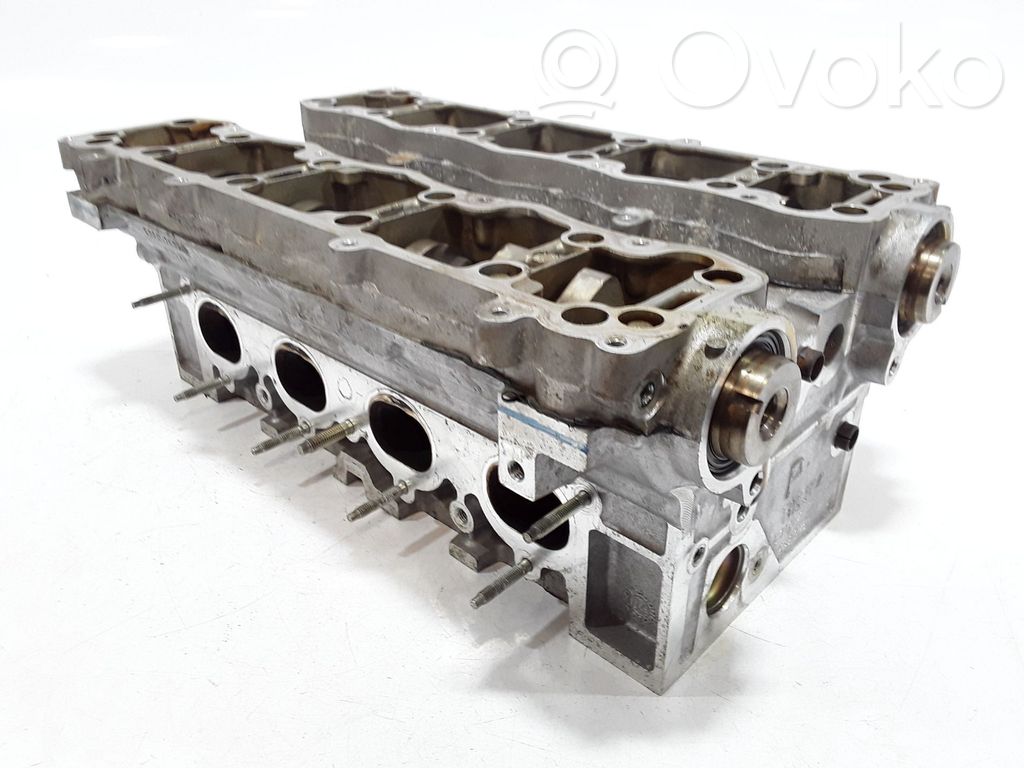 Peugeot 207 Engine head 