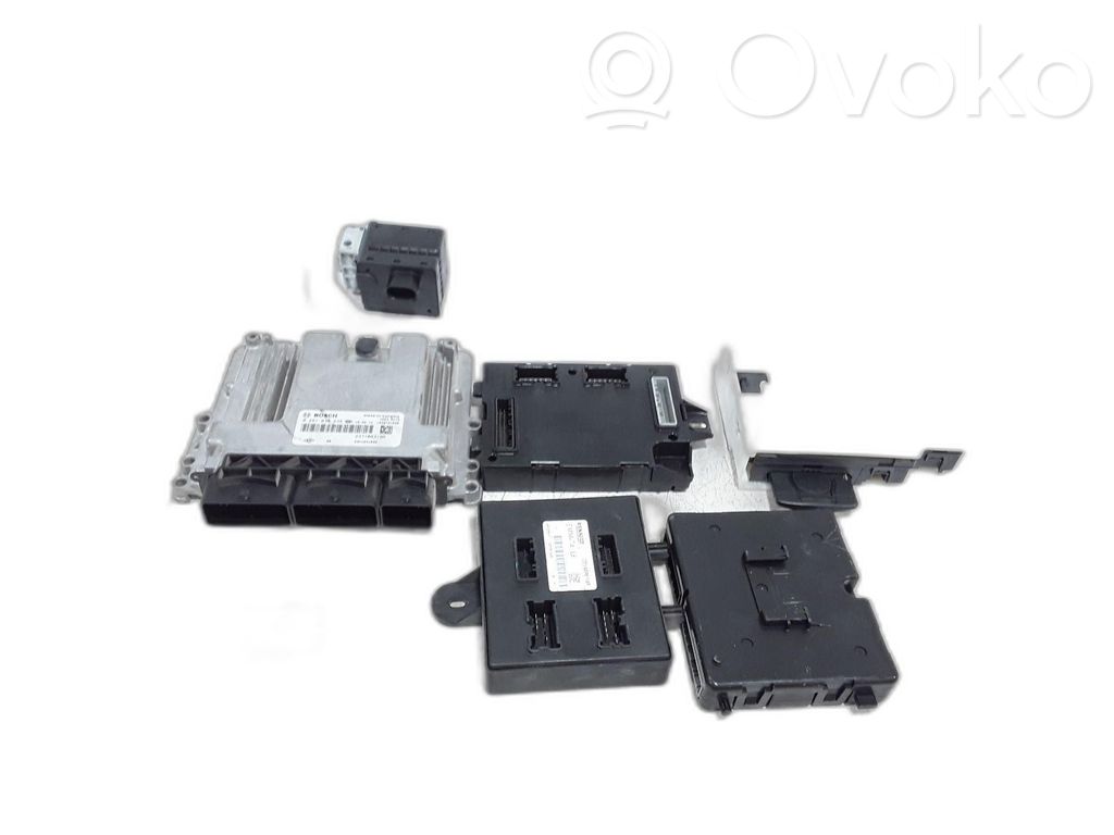 Renault Captur Engine ECU kit and lock set 