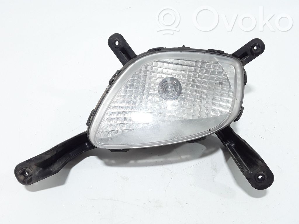 KIA Picanto Miglas lukturis priekšā 