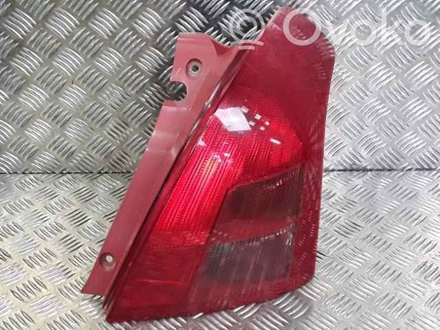 Suzuki Swift III Lampa tylna 