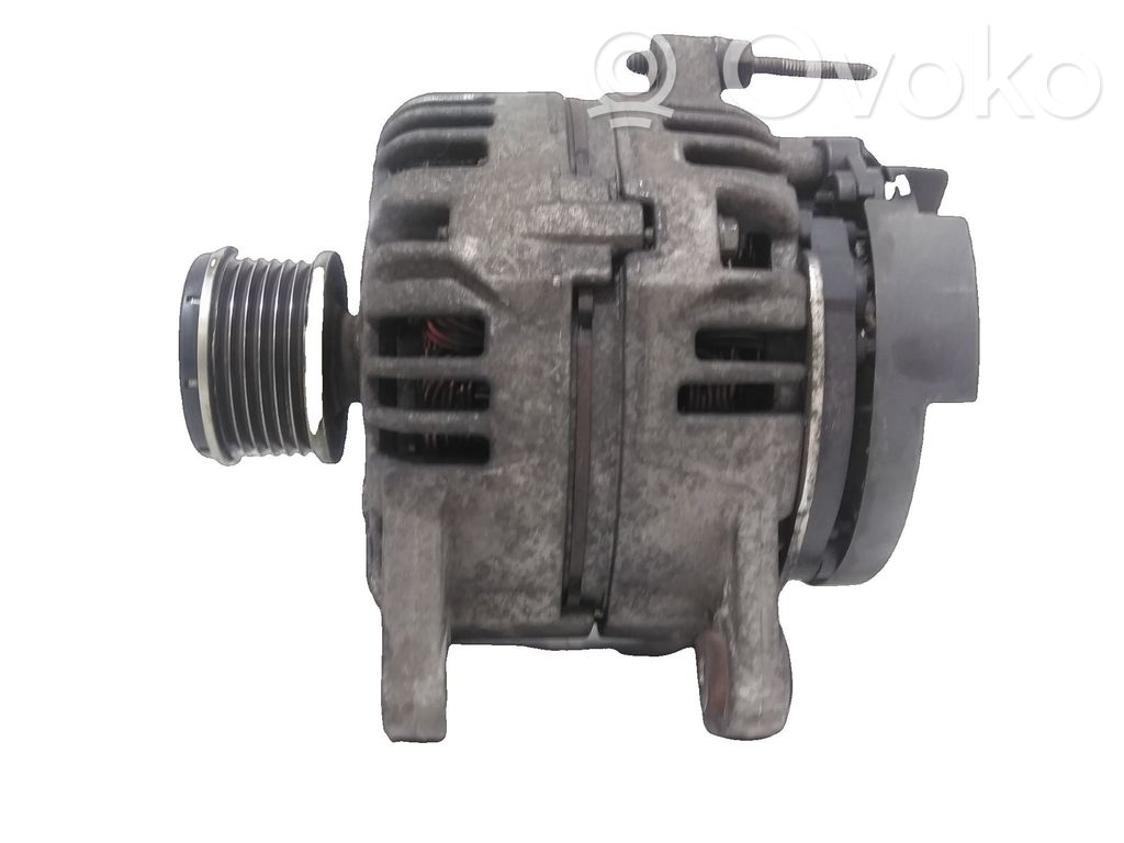 Renault Clio III Generator/alternator 